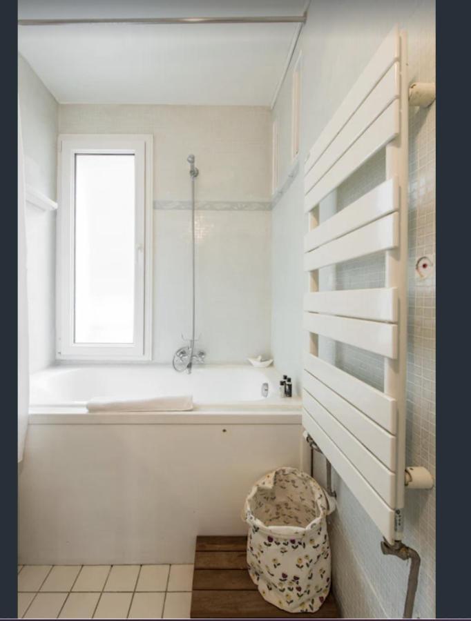 Paris Petit Appartement Lumineux Et Atypique Εξωτερικό φωτογραφία
